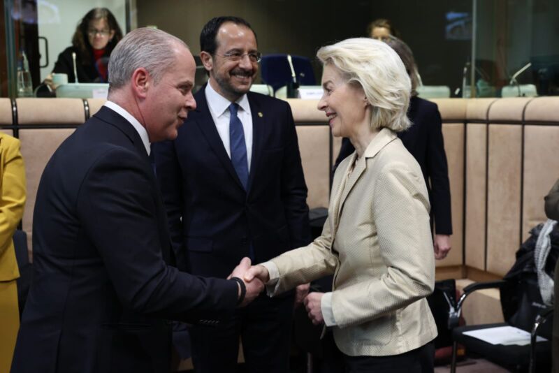 Image for the Tweet beginning: Η Ομοσπονδία Εργοδοτών &amp; Βιομηχάνων